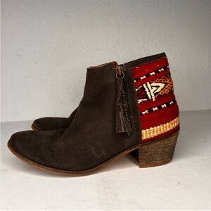 Anthro Howsty gray boots red fabric